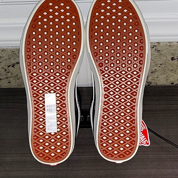 BRAND NEW VANS SK8 "FATAL FLORAL" UNISEX Men's 9.5, Women's 11 - Picture 6 of 8